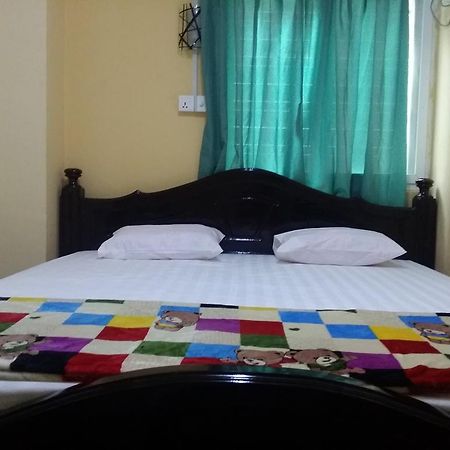 Hostel T Venus Yangon Zimmer foto